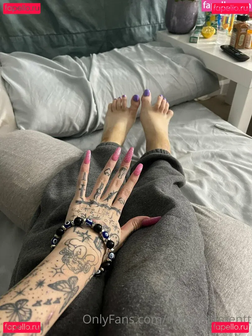 Meepmomentt Onlyfans Photo Gallery 