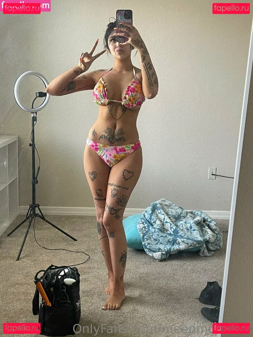 Meepmomentt Onlyfans Photo Gallery 