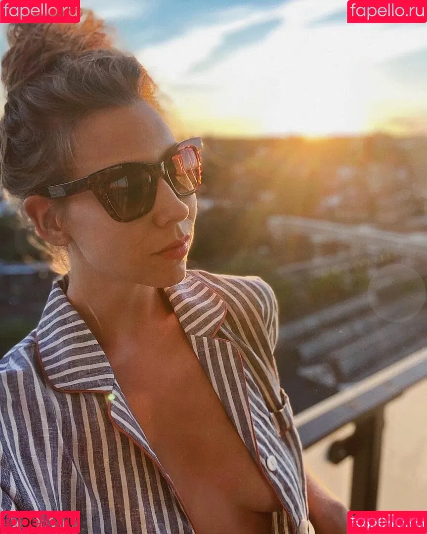 Hazel Hayes Onlyfans Photo Gallery 