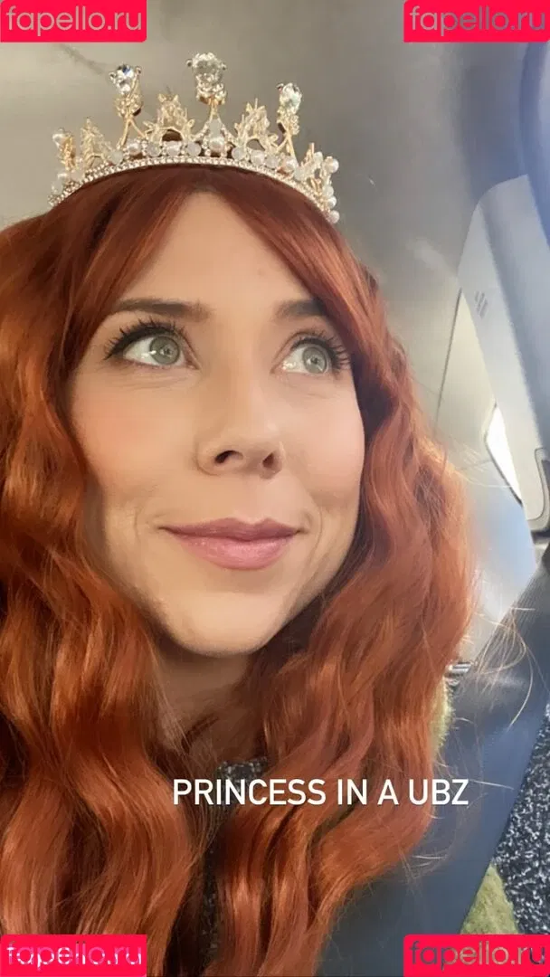 Hazel Hayes Onlyfans Photo Gallery 