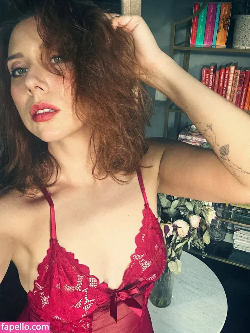 Hazel Hayes Onlyfans Photo Gallery 