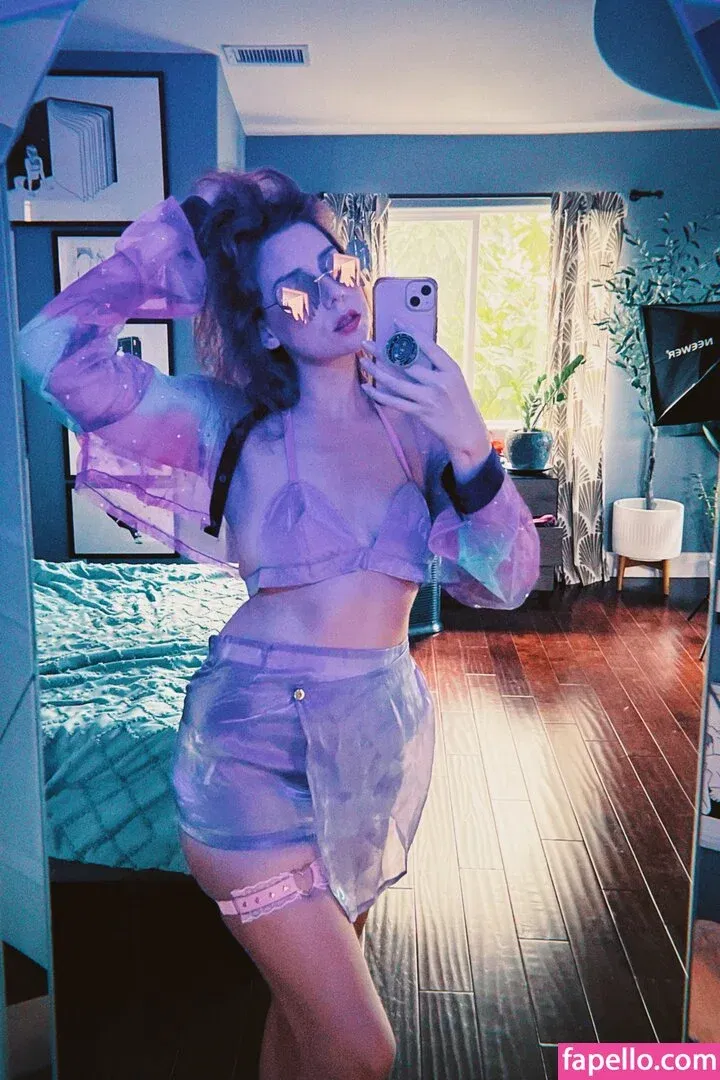 Hazel Hayes Onlyfans Photo Gallery 