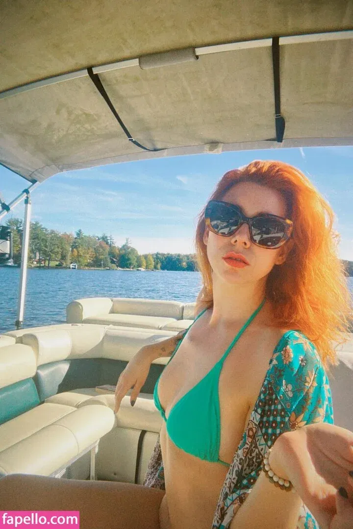 Hazel Hayes Onlyfans Photo Gallery 