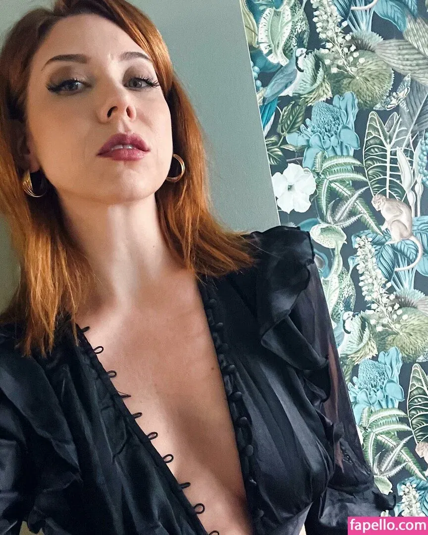 Hazel Hayes Onlyfans Photo Gallery 