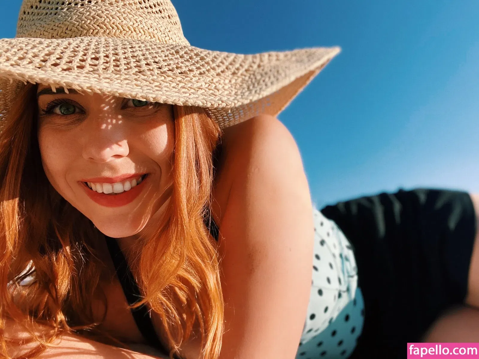 Hazel Hayes Onlyfans Photo Gallery 