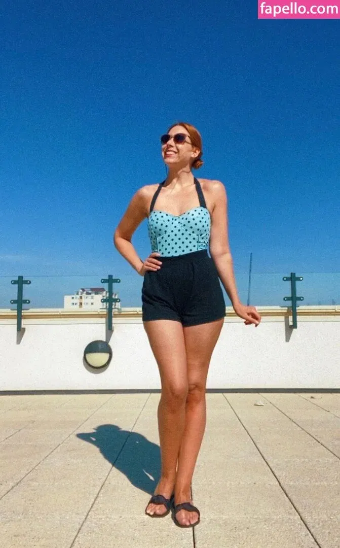 Hazel Hayes Onlyfans Photo Gallery 