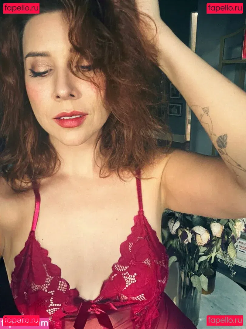 Hazel Hayes Onlyfans Photo Gallery 