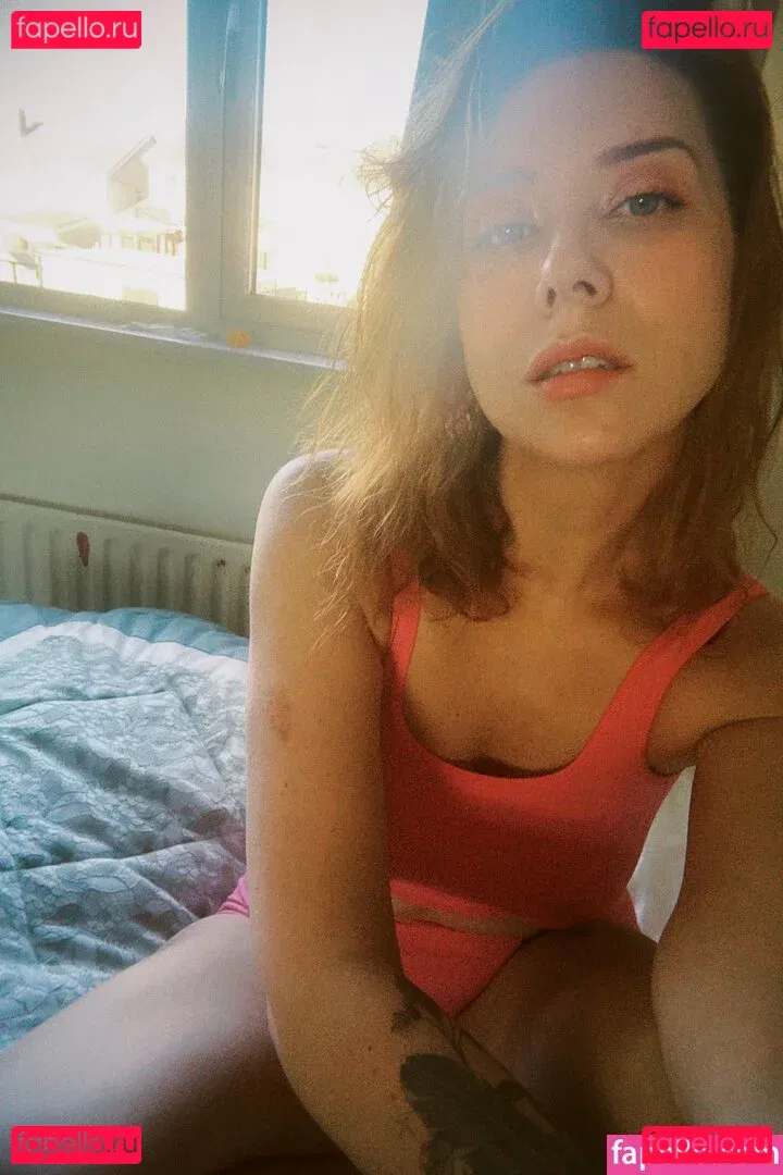 Hazel Hayes Onlyfans Photo Gallery 