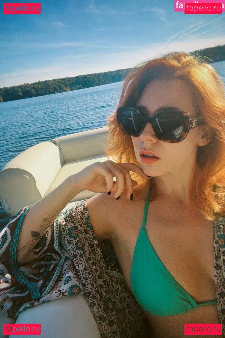 Hazel Hayes Onlyfans Photo Gallery 