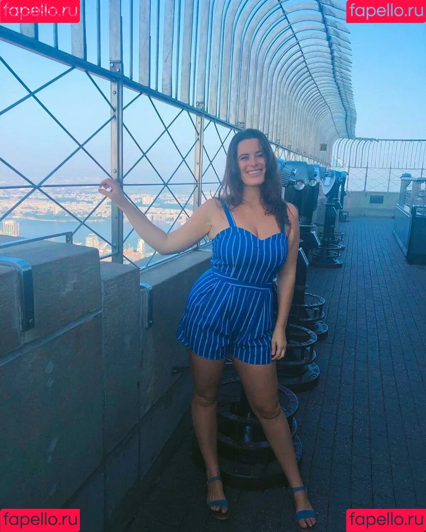 Tia Provost Onlyfans Photo Gallery 