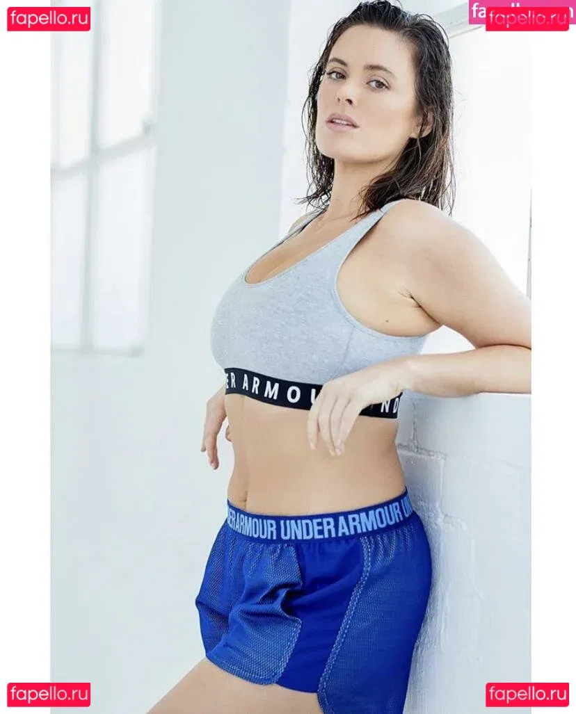 Tia Provost Onlyfans Photo Gallery 