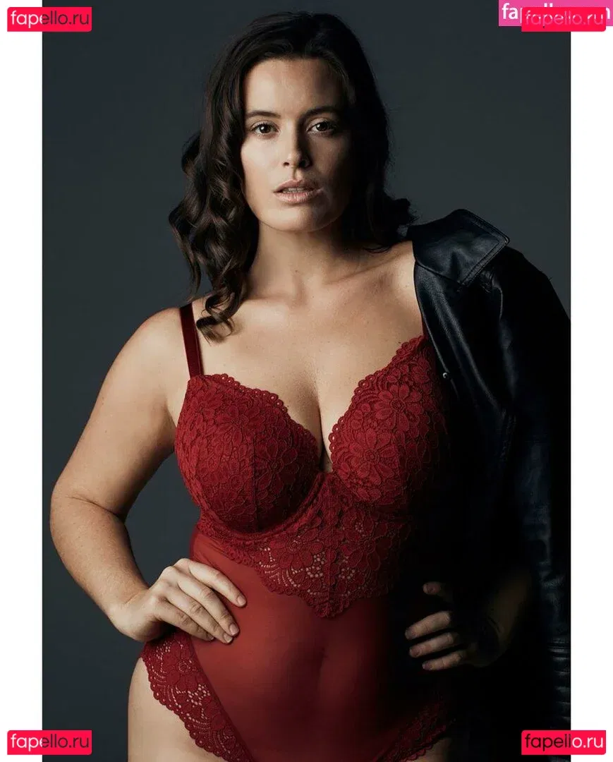 Tia Provost Onlyfans Photo Gallery 