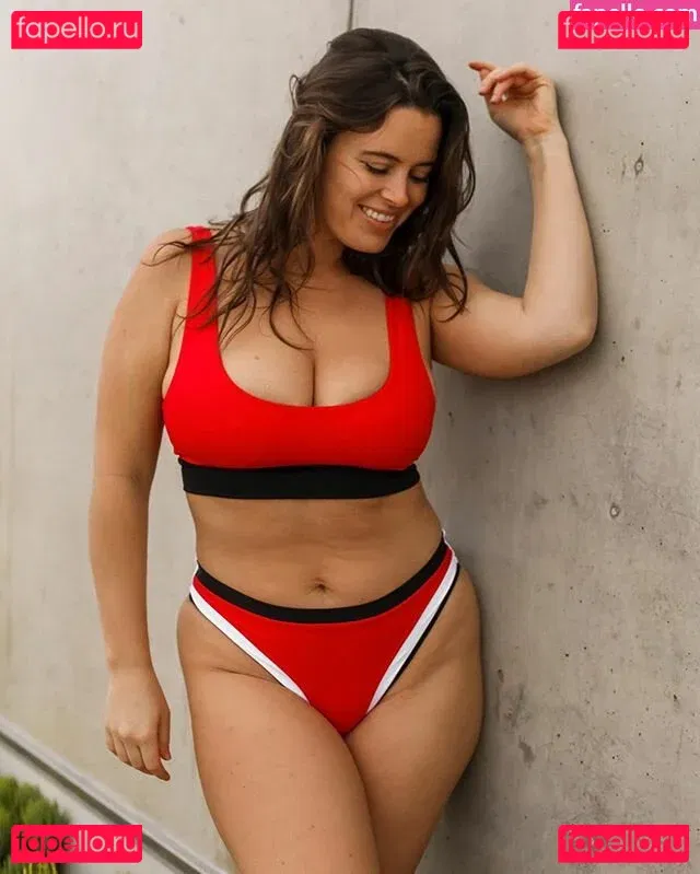 Tia Provost Onlyfans Photo Gallery 