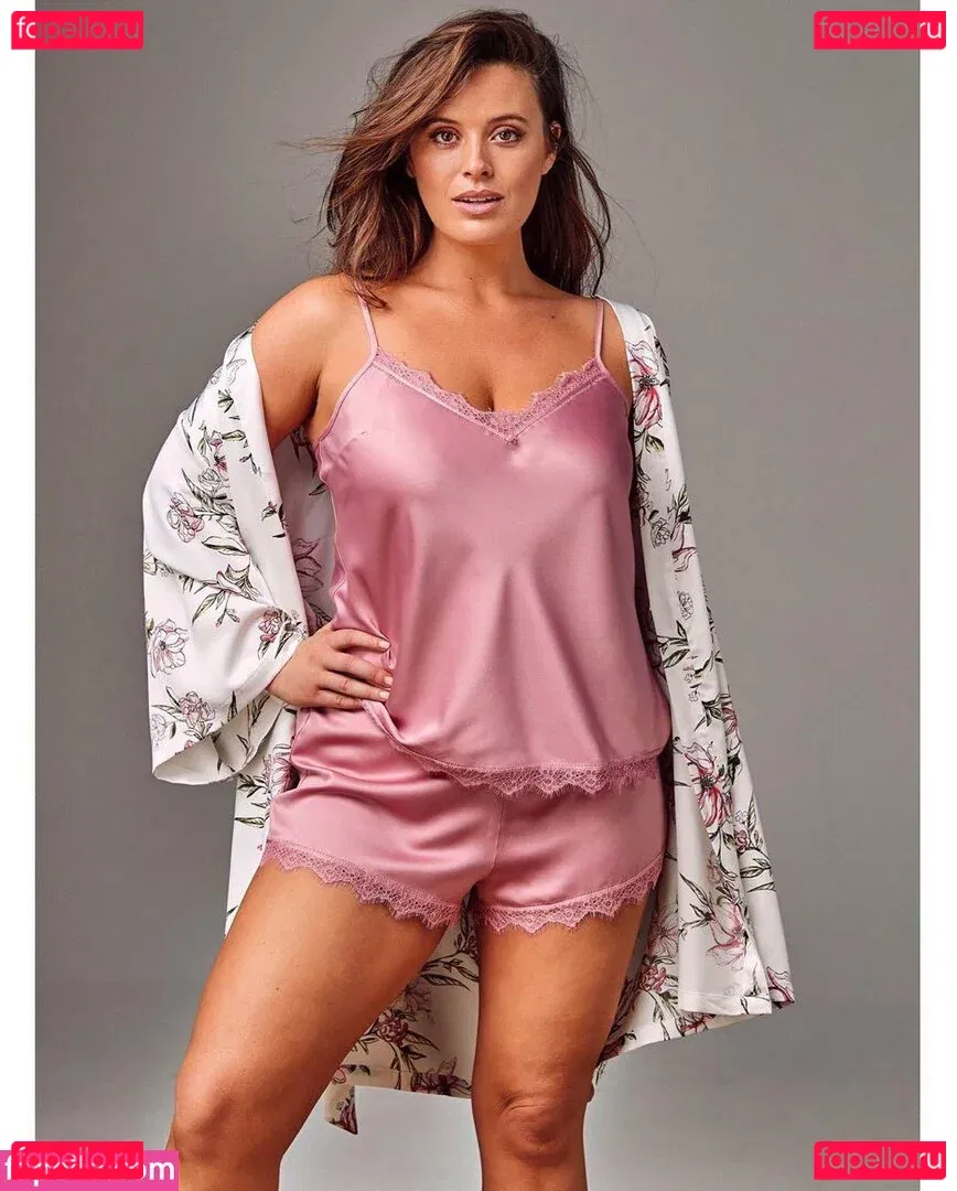 Tia Provost Onlyfans Photo Gallery 