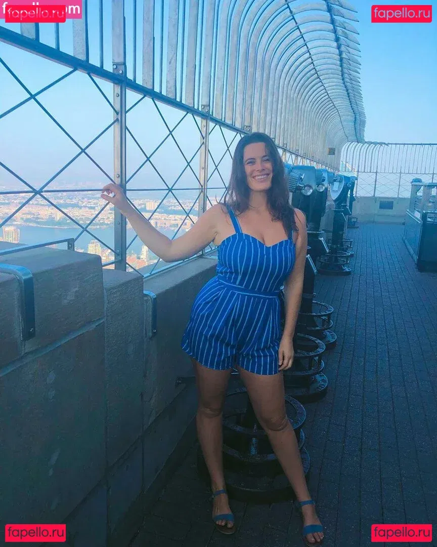 Tia Provost Onlyfans Photo Gallery 