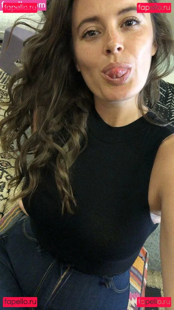 Tia Provost Onlyfans Photo Gallery 