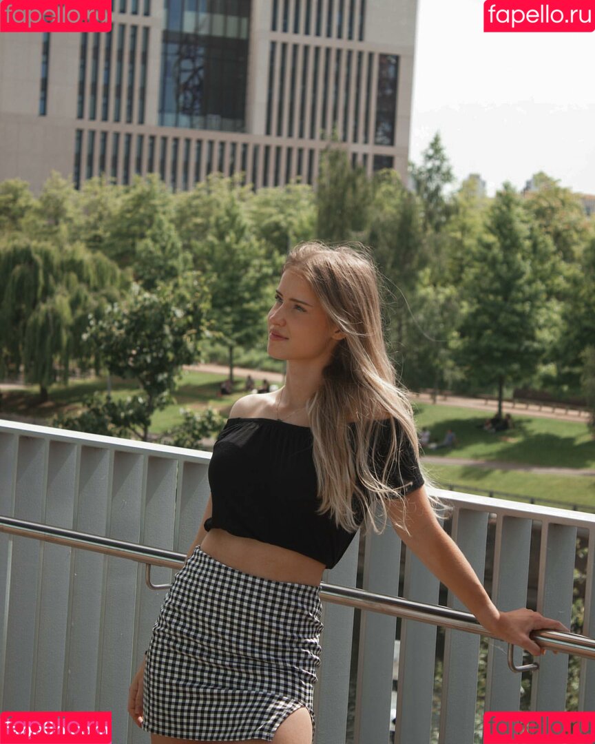 Maria T Onlyfans Photo Gallery 