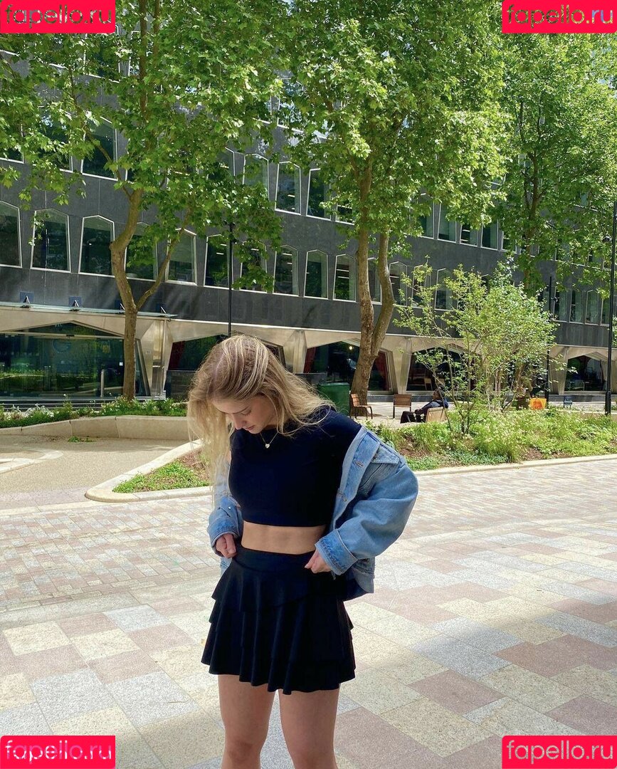 Maria T Onlyfans Photo Gallery 