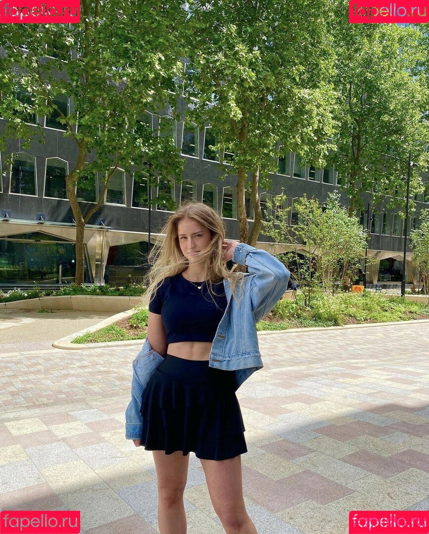 Maria T Onlyfans Photo Gallery 