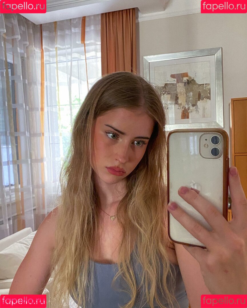 Maria T Onlyfans Photo Gallery 