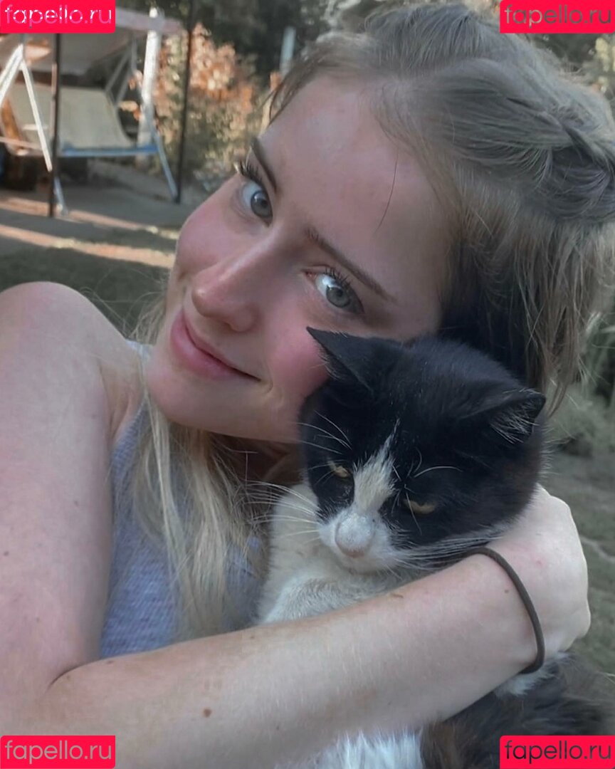 Maria T Onlyfans Photo Gallery 