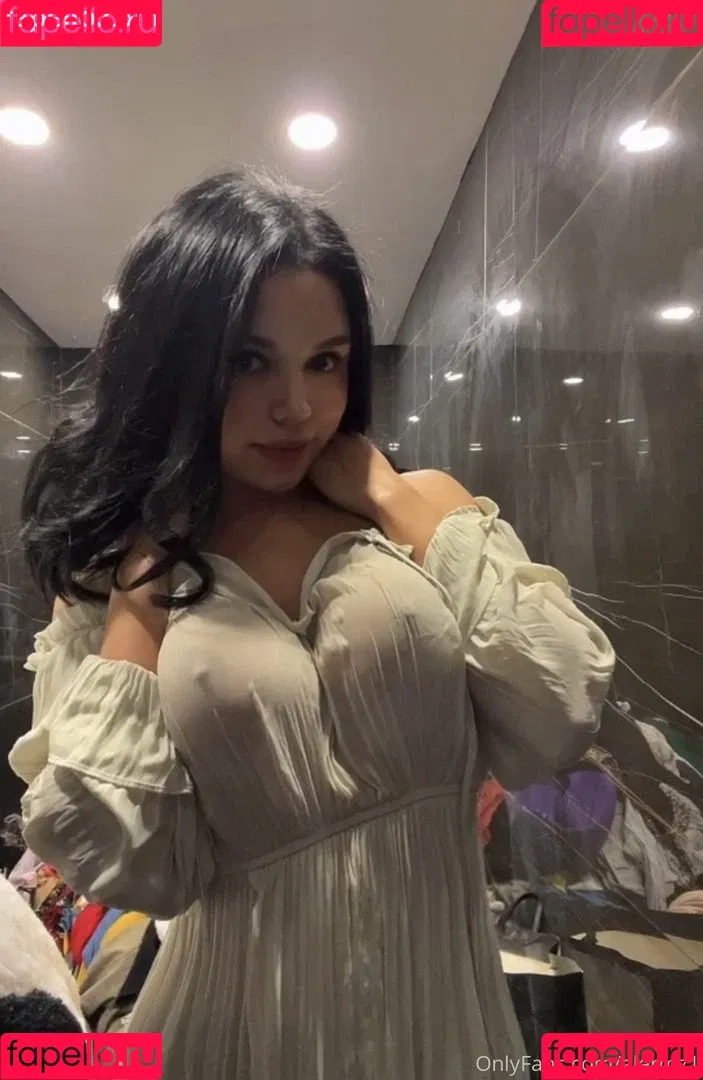 Aleida Ramirez Onlyfans Photo Gallery 