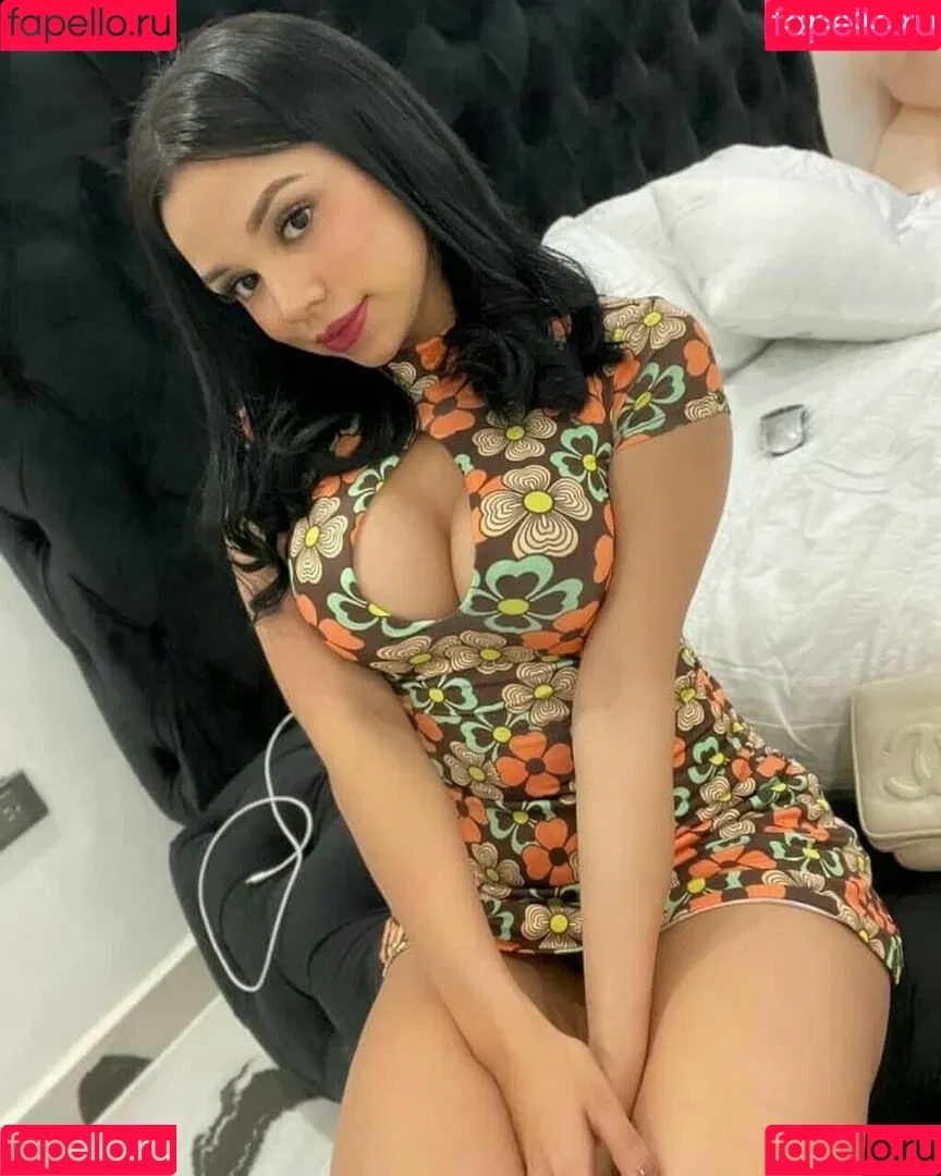Aleida Ramirez Onlyfans Photo Gallery 