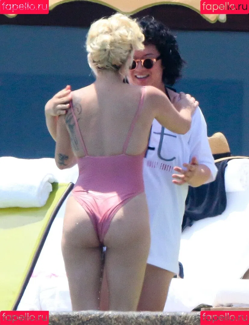Lady Gaga Onlyfans Photo Gallery 