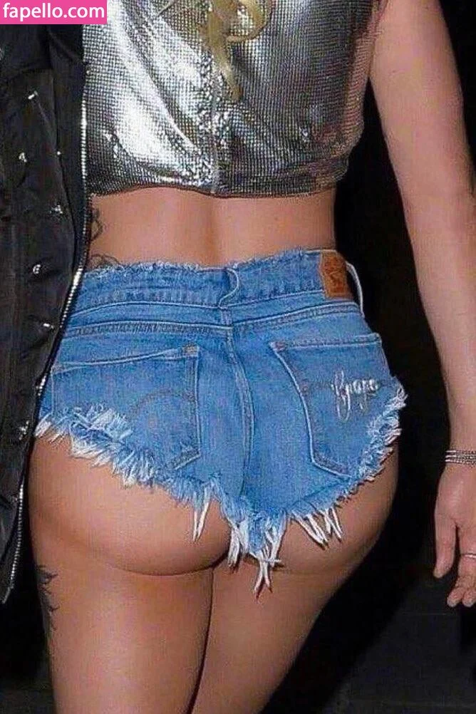 Lady Gaga Onlyfans Photo Gallery 