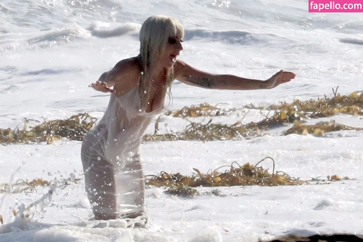 Lady Gaga Onlyfans Photo Gallery 