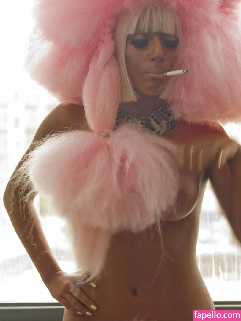 Lady Gaga Onlyfans Photo Gallery 