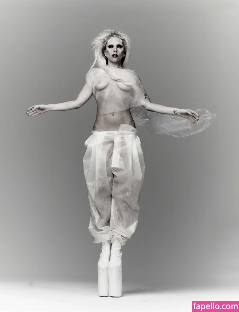 Lady Gaga Onlyfans Photo Gallery 