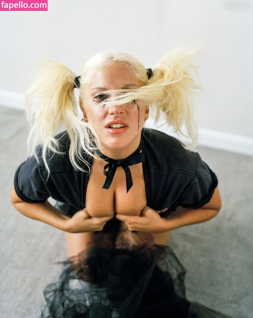 Lady Gaga Onlyfans Photo Gallery 