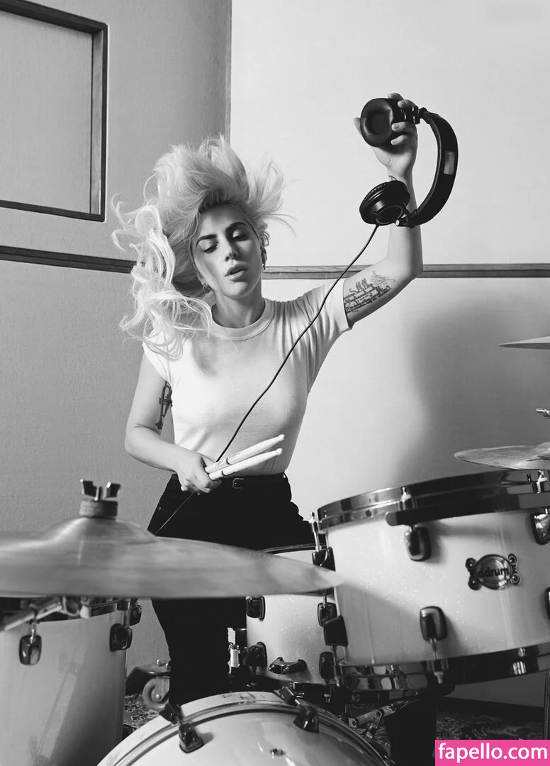 Lady Gaga Onlyfans Photo Gallery 