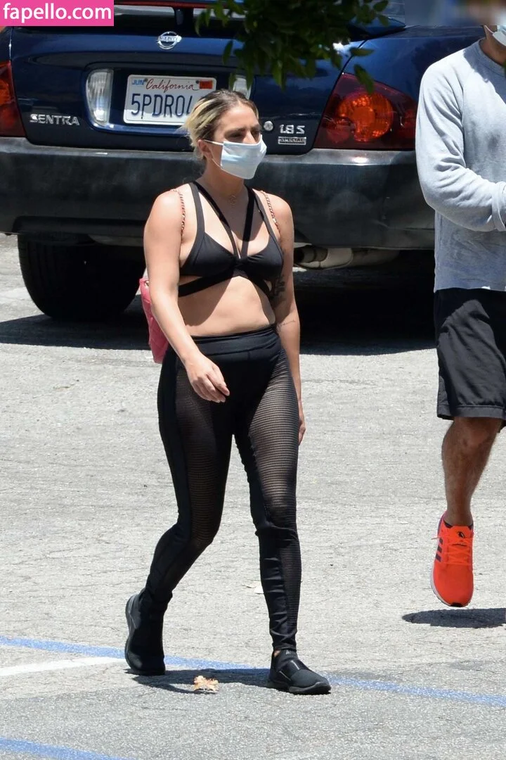 Lady Gaga Onlyfans Photo Gallery 