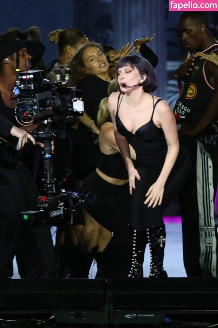 Lady Gaga Onlyfans Photo Gallery 