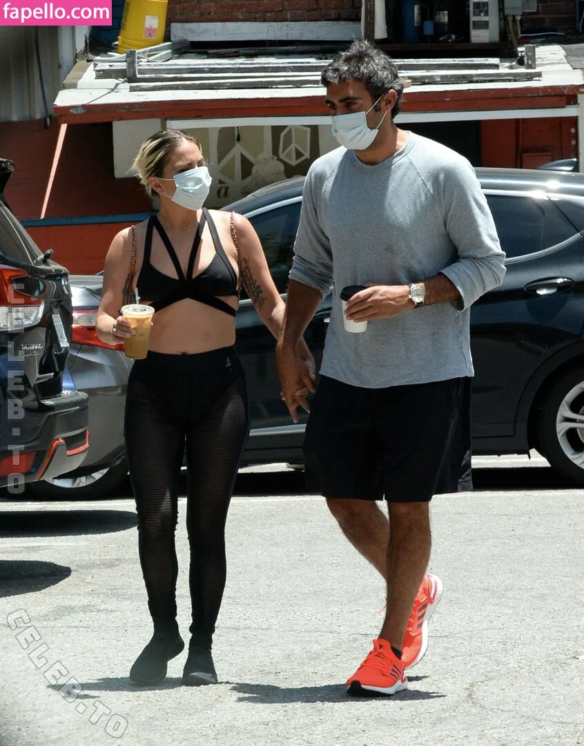 Lady Gaga Onlyfans Photo Gallery 