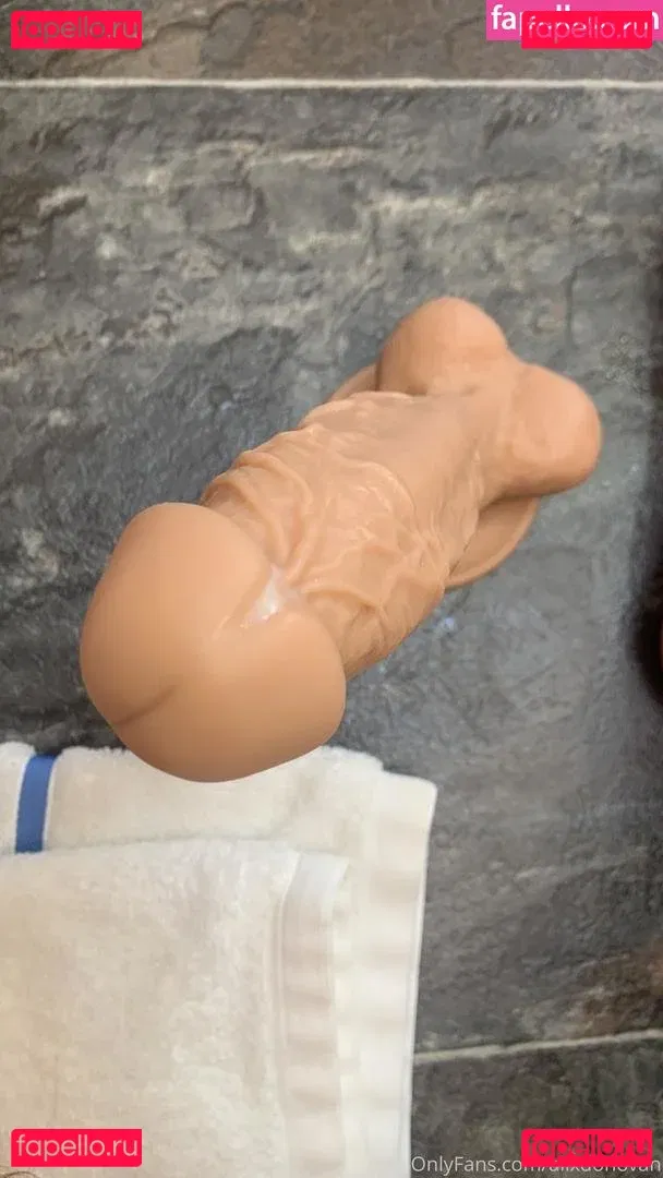 alixdonovan Onlyfans Photo Gallery 