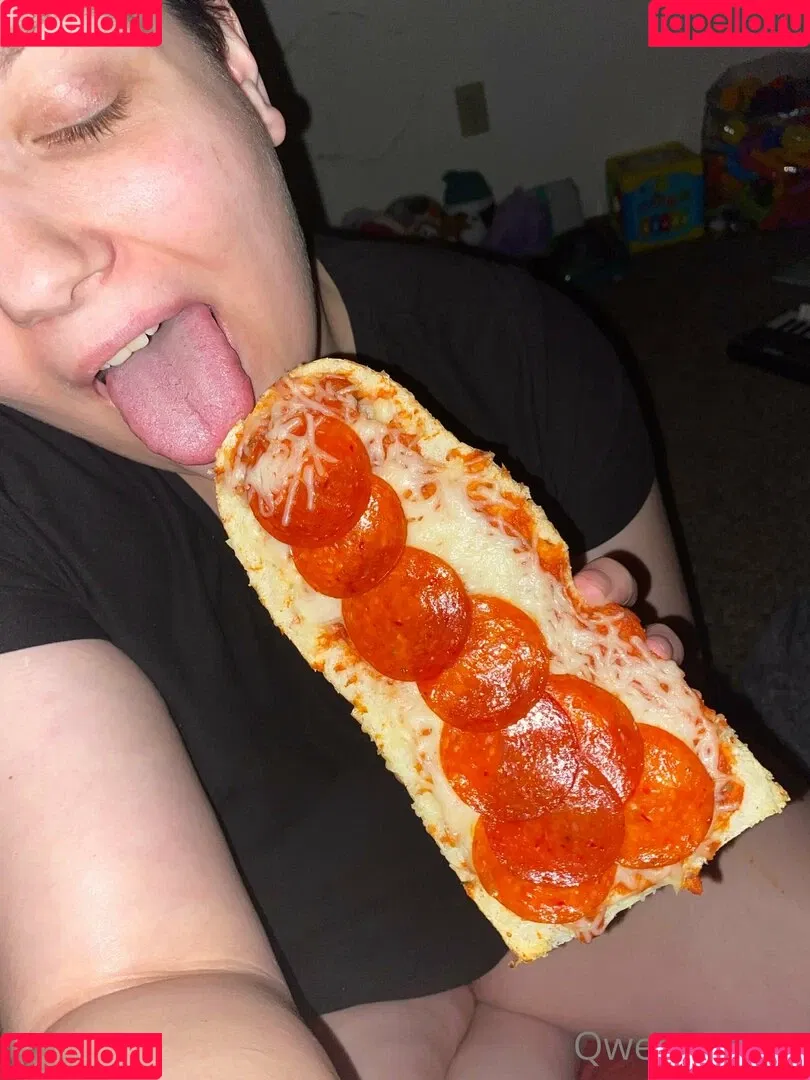 qweensensei Onlyfans Photo Gallery 
