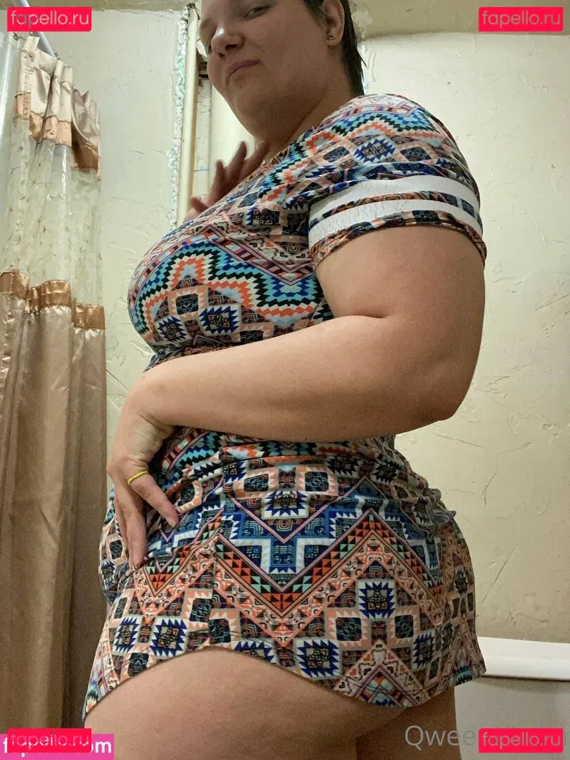 qweensensei Onlyfans Photo Gallery 