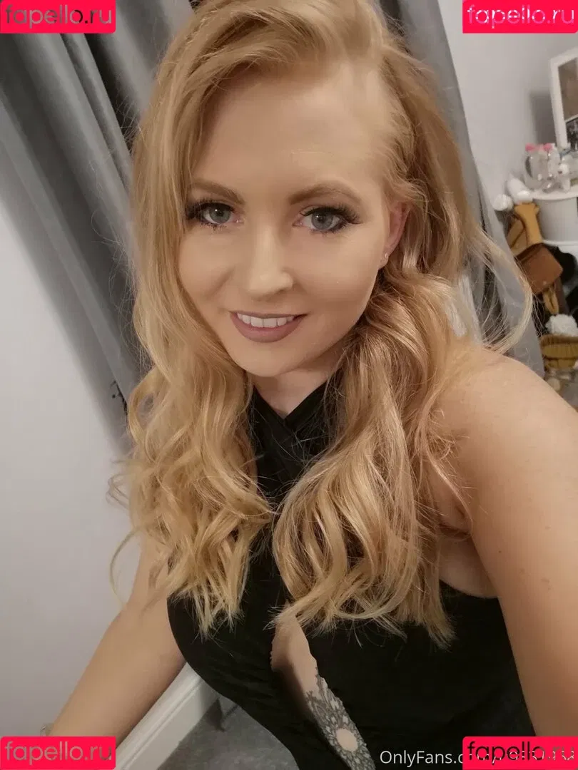 gushinggeegeefree Onlyfans Photo Gallery 