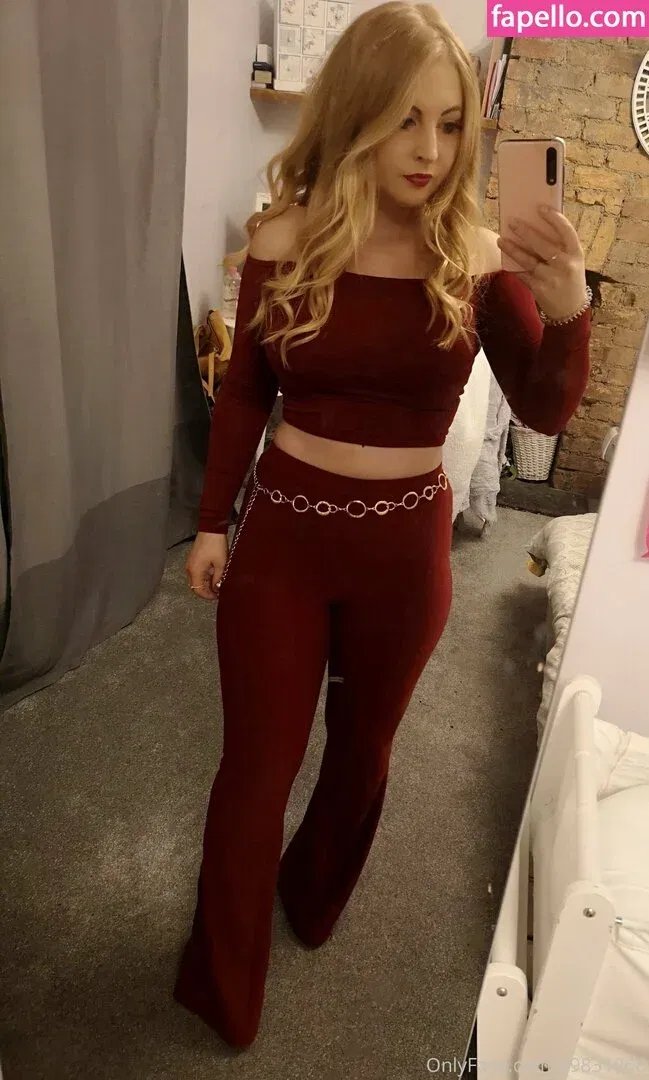 gushinggeegeefree Onlyfans Photo Gallery 