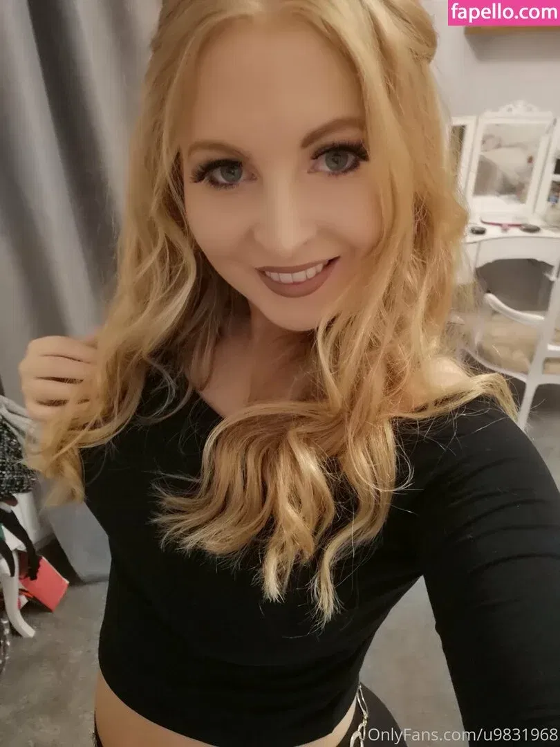 gushinggeegeefree Onlyfans Photo Gallery 