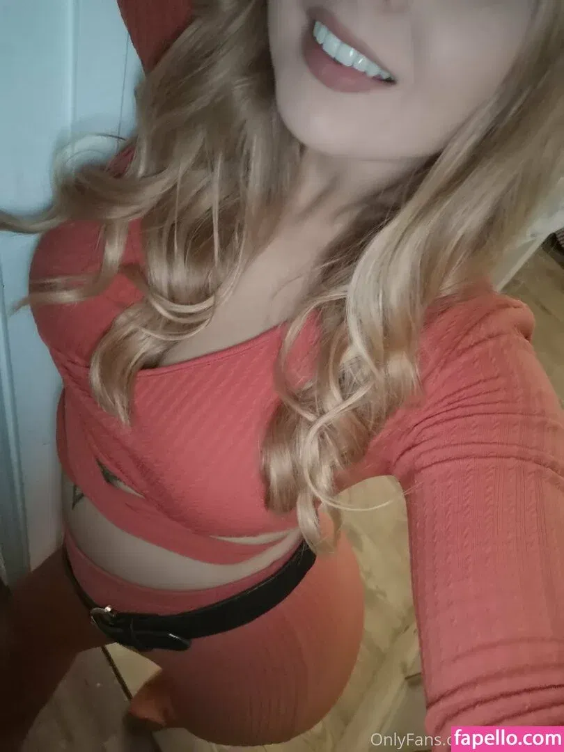 gushinggeegeefree Onlyfans Photo Gallery 