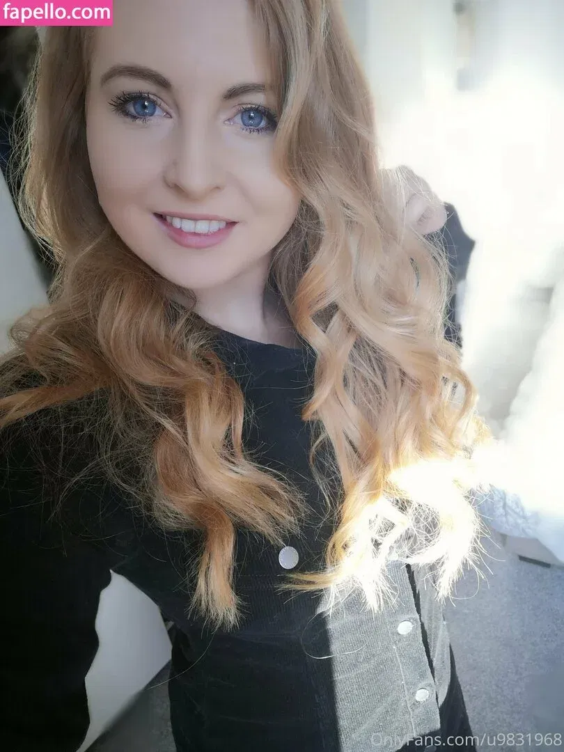 gushinggeegeefree Onlyfans Photo Gallery 