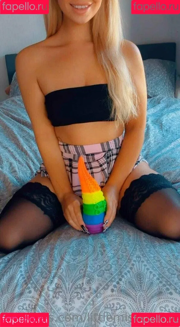 littlemissconnie Onlyfans Photo Gallery 