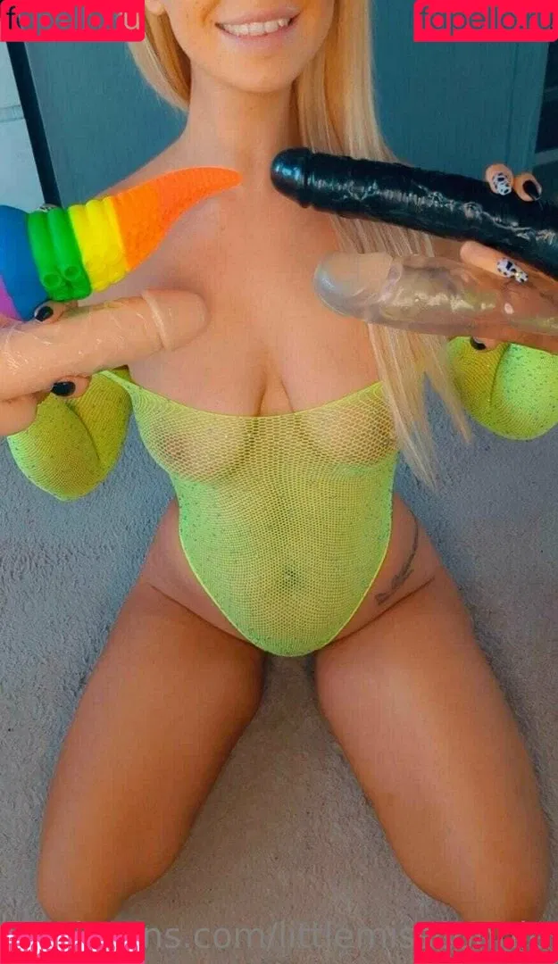 littlemissconnie Onlyfans Photo Gallery 