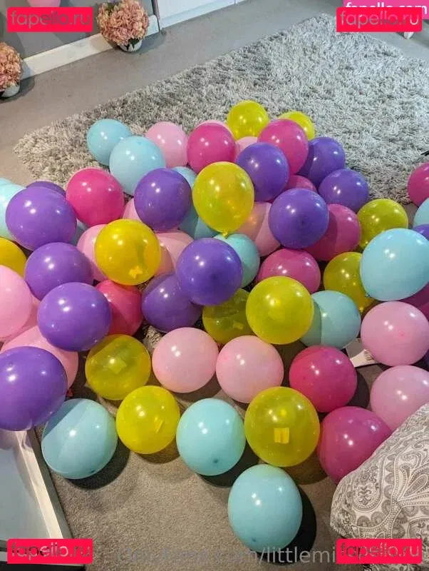 littlemissconnie Onlyfans Photo Gallery 