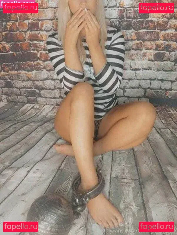 littlemissconnie Onlyfans Photo Gallery 