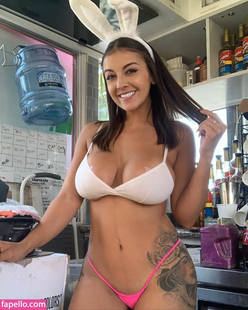 Brianna Dale Onlyfans Photo Gallery 